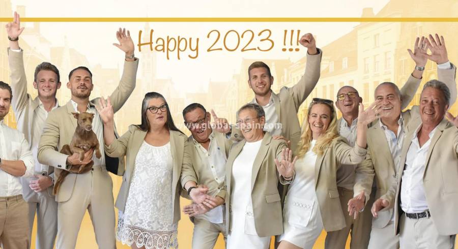 A sunny and happy 2023!